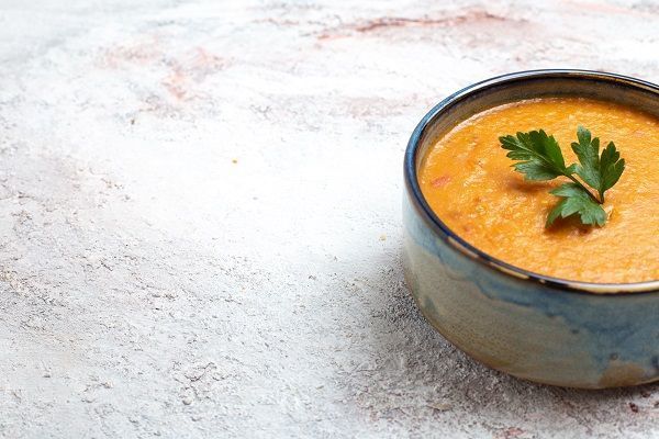 Crema de garbanzos al curry